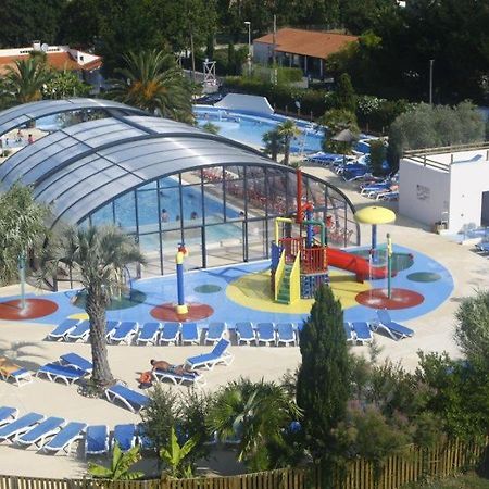 Camping Officiel Siblu Mer Et Soleil Hotel Saint-Georges-d'Oleron Bagian luar foto