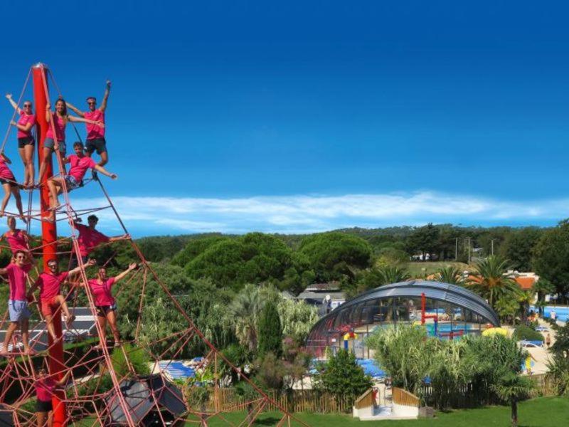 Camping Officiel Siblu Mer Et Soleil Hotel Saint-Georges-d'Oleron Bagian luar foto