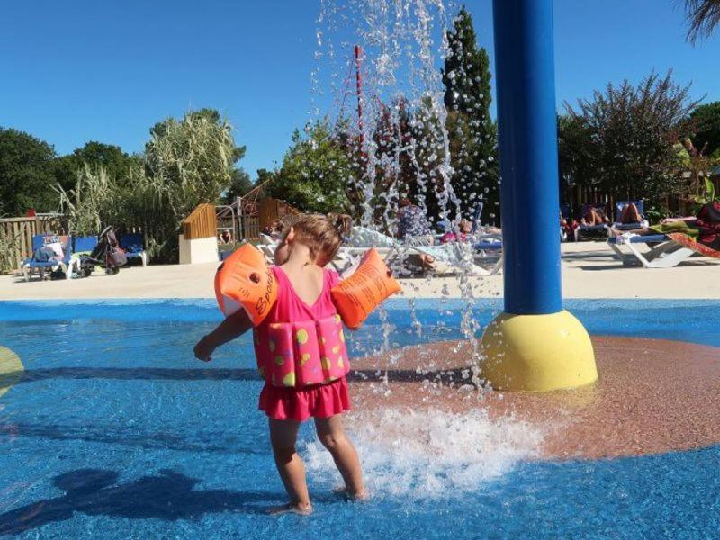 Camping Officiel Siblu Mer Et Soleil Hotel Saint-Georges-d'Oleron Bagian luar foto